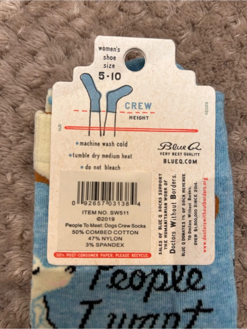 NWT: Blue Q Women's Light Blue Dog Crew Socks - Fun Dog Pattern
